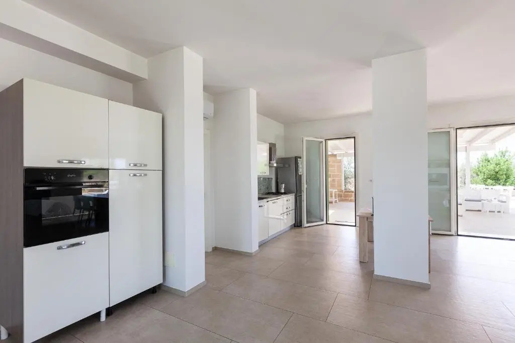Villa piscina 5 camere 5 bagni spiaggia Ionio m780