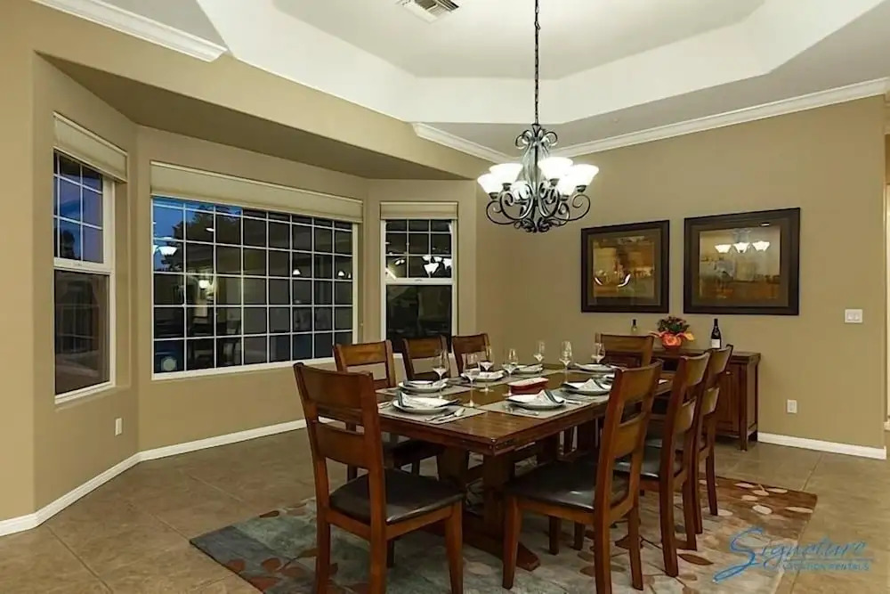 Latitude Adjustment By Signature Vacation Rentals