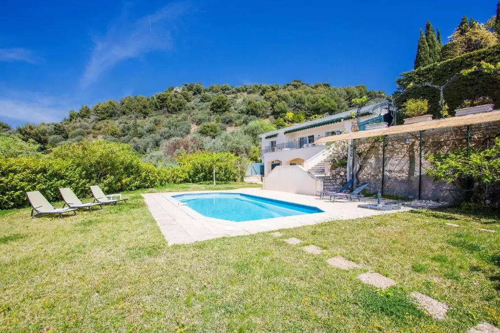 Vinaigier Hills VI3086