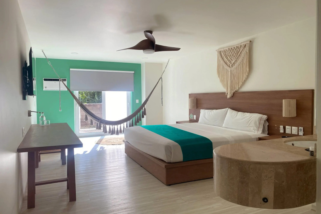 Siente Tulum Hotel & Cenote Club