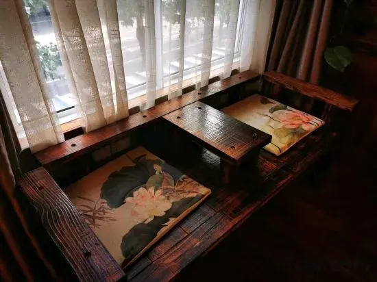 Luoyang Qiju Tea House Hotel