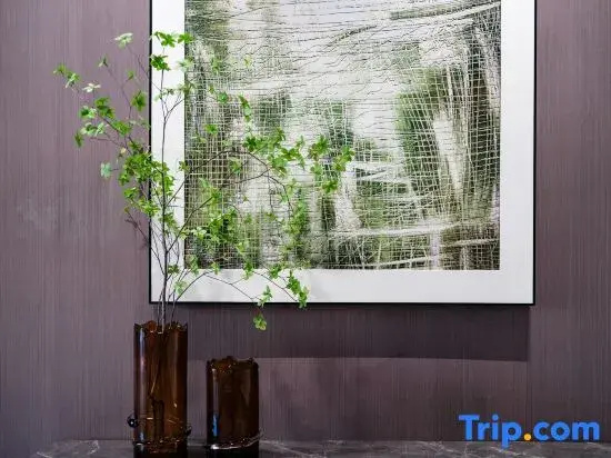 Shanhai Bieyuan · 180-Degree Scenic Apartment