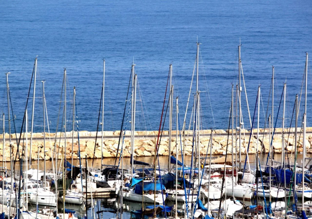 Seaside Hotel by Zvieli Hotels - Shelter Access