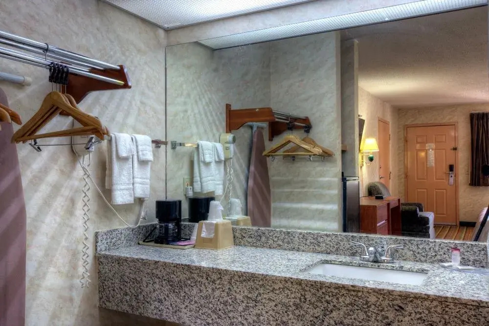 Travel Inn - Athens