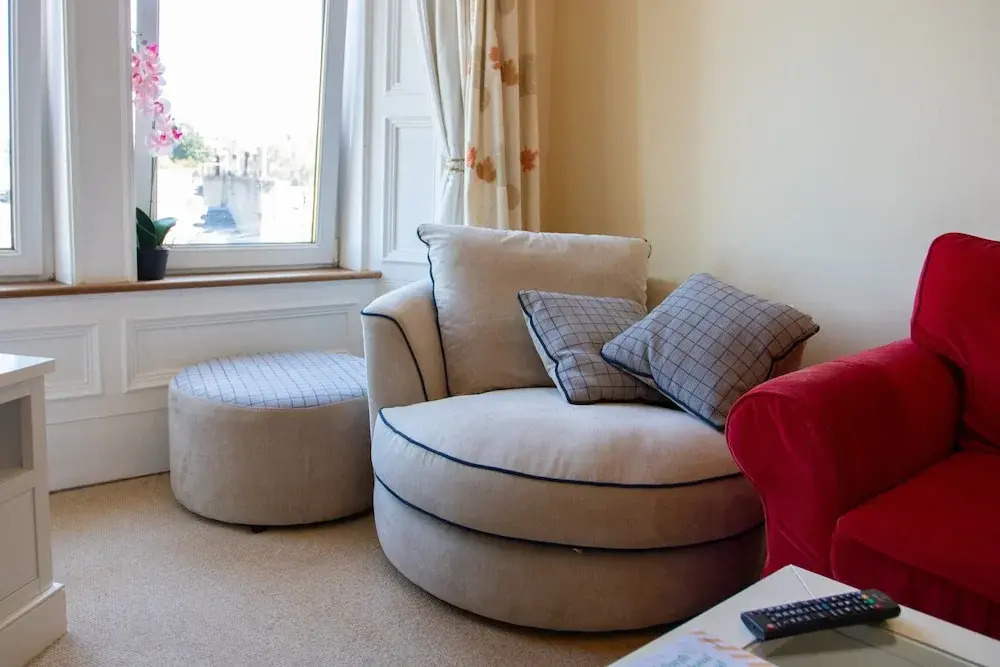 Charming 1 Bedroom Apartment