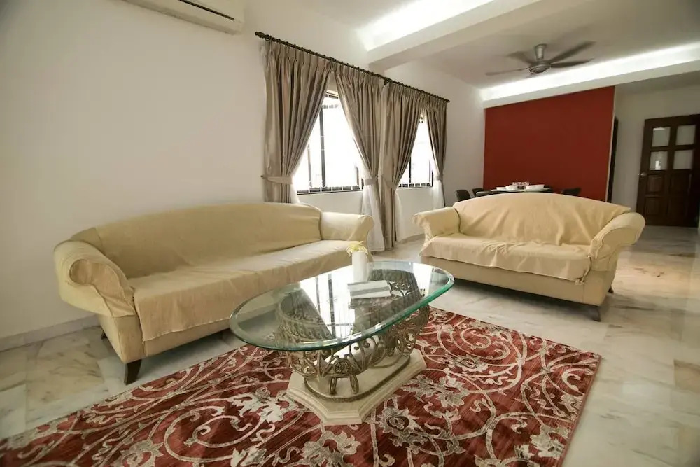 Classy Elegant Terasek Palace