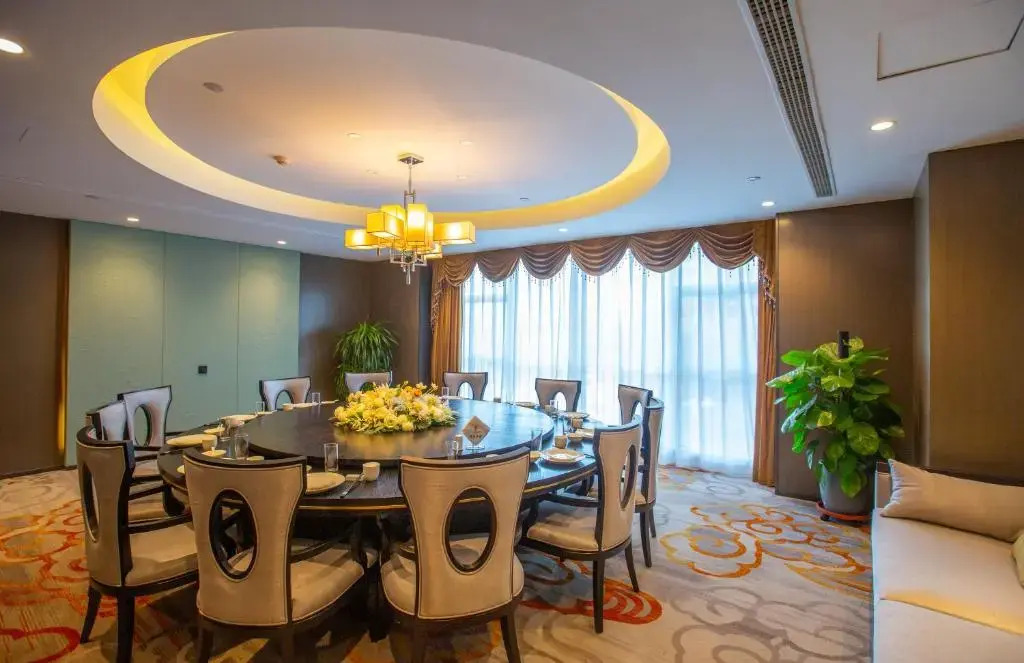 Xianghe DingYi Hotel