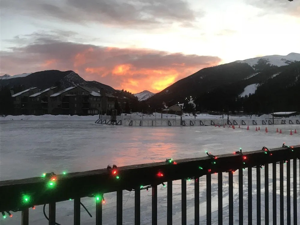 Lakeside 1481 by SummitCove Vacation Lodging