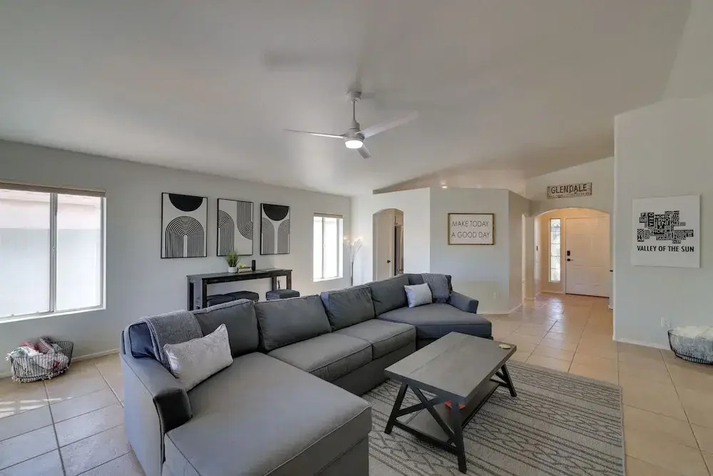 Golf Course View! Dog-friendly Retreat in Glendale
