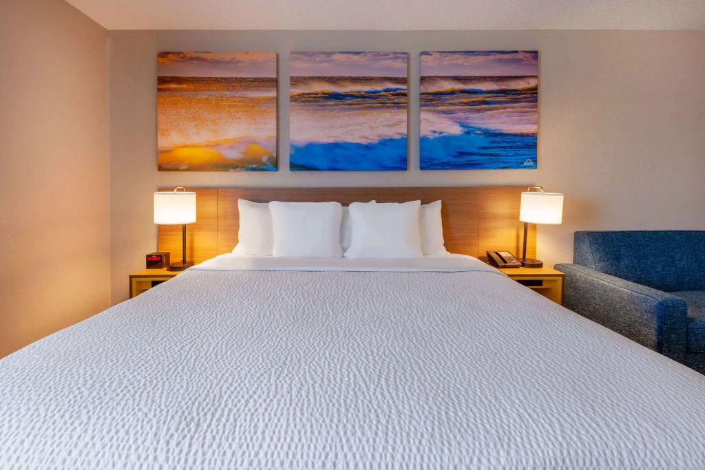 Days Inn by Wyndham Racine/Sturtevant