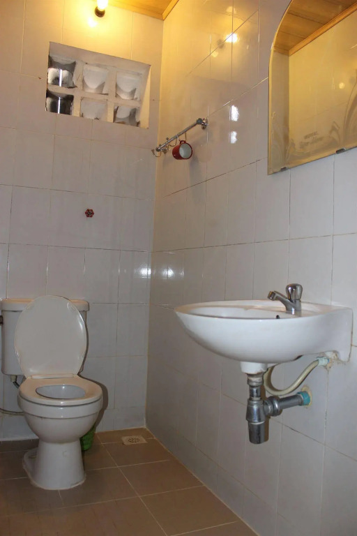Lucky 2 Guesthouse