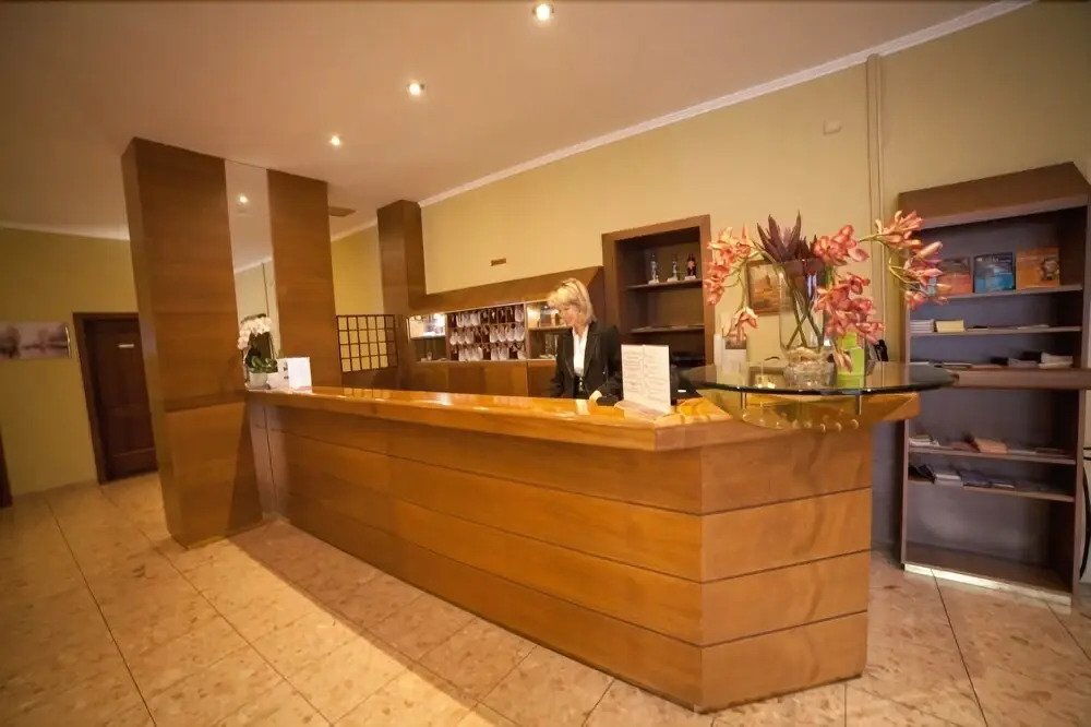 Hotel Abri