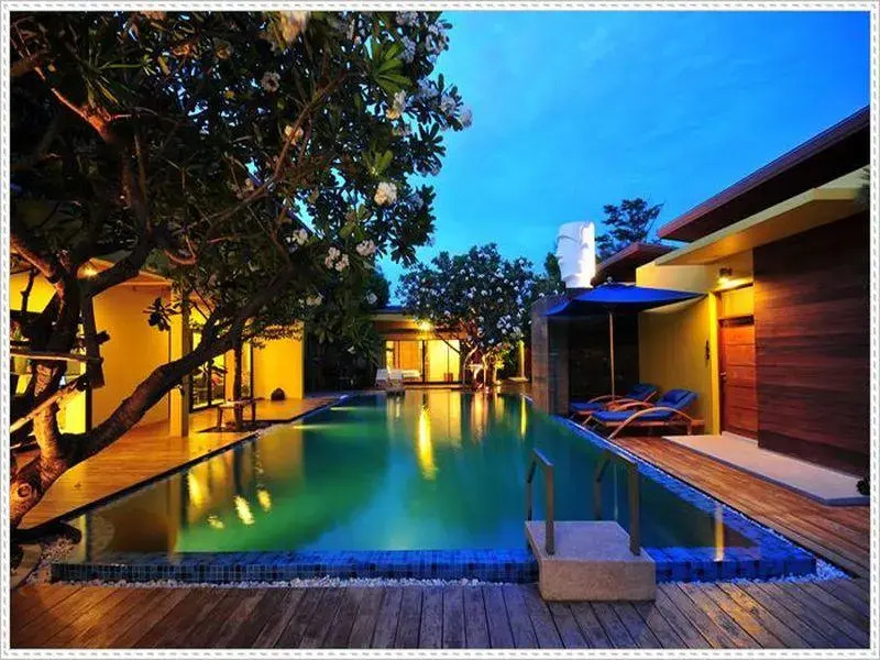 Capstone Resort