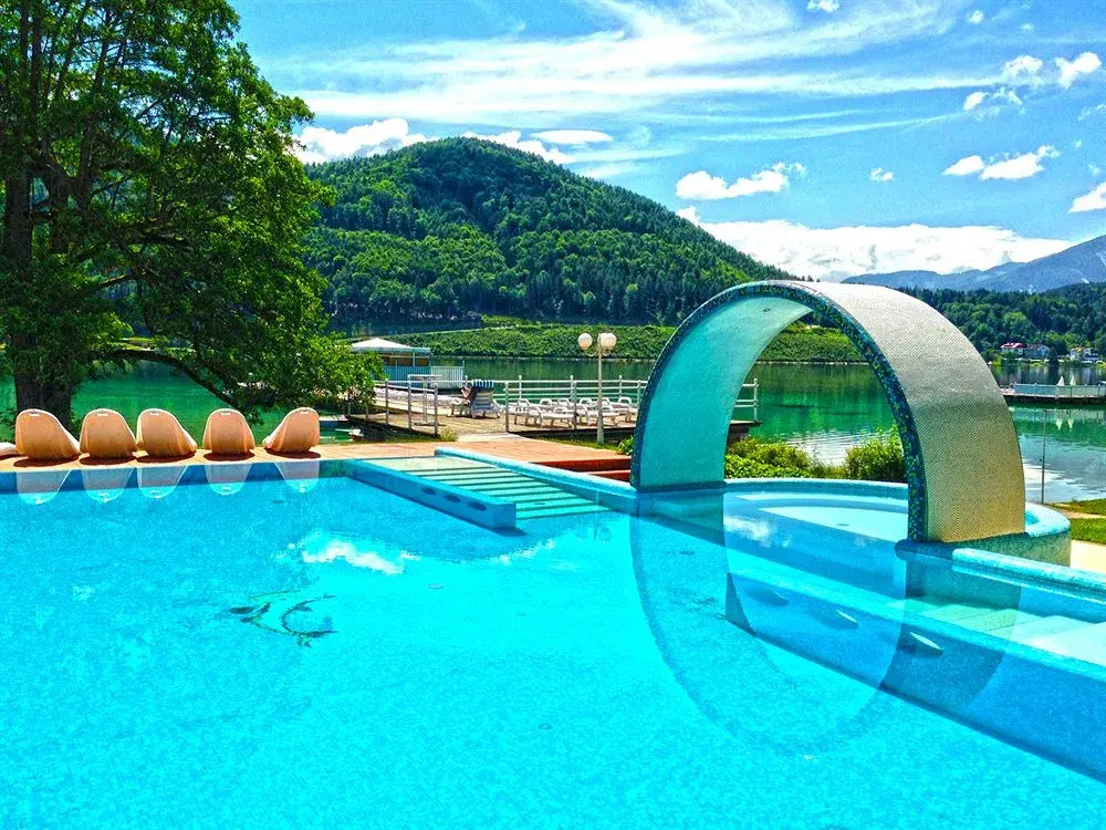 Amerika-Holzer Hotel & Resort