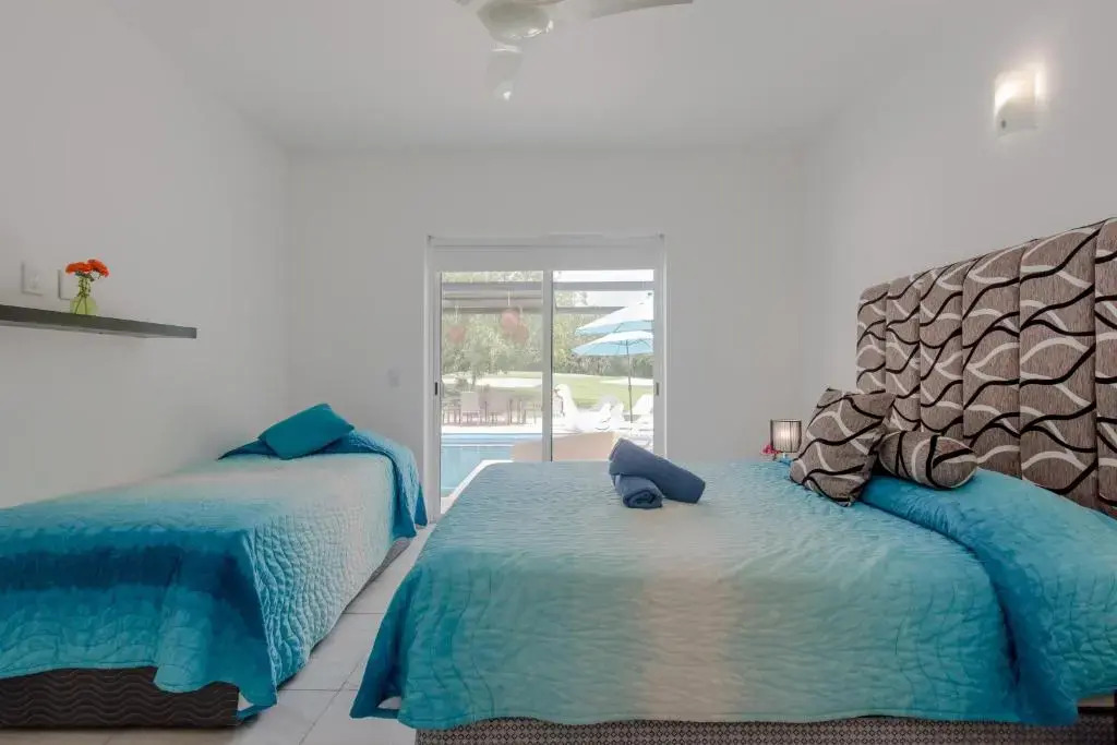 Luxury Pool & Beach House At The Mayan Riviera