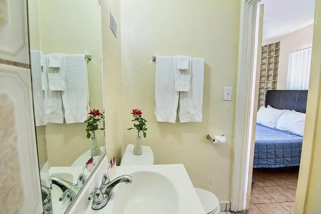 Ramona Motel