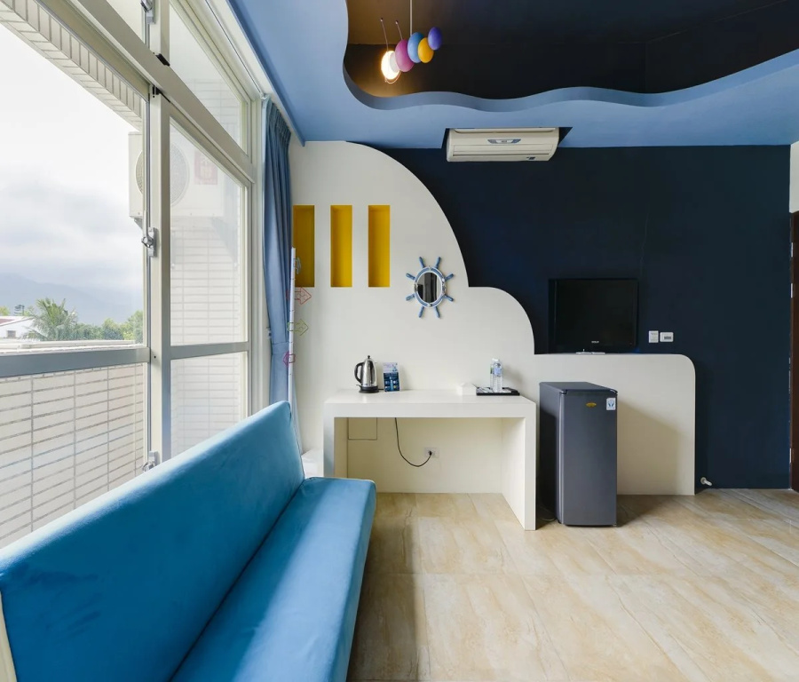 N22 Hostel