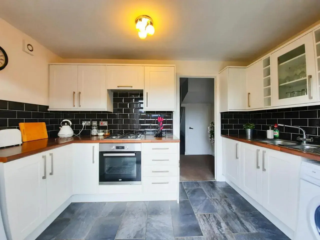 2 Bedrooms, Contractors, Business & Leisure travelling