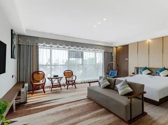 Elong Deluxe International Hotel (Huaibei Suixi)