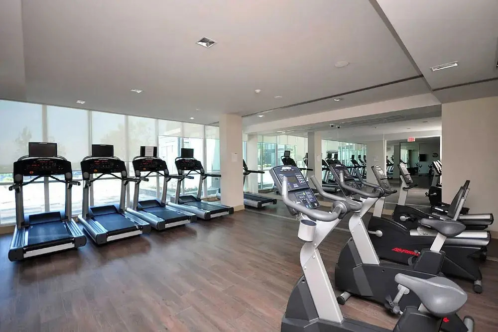 Pathway Luxury Suites - 4099 Brickstone