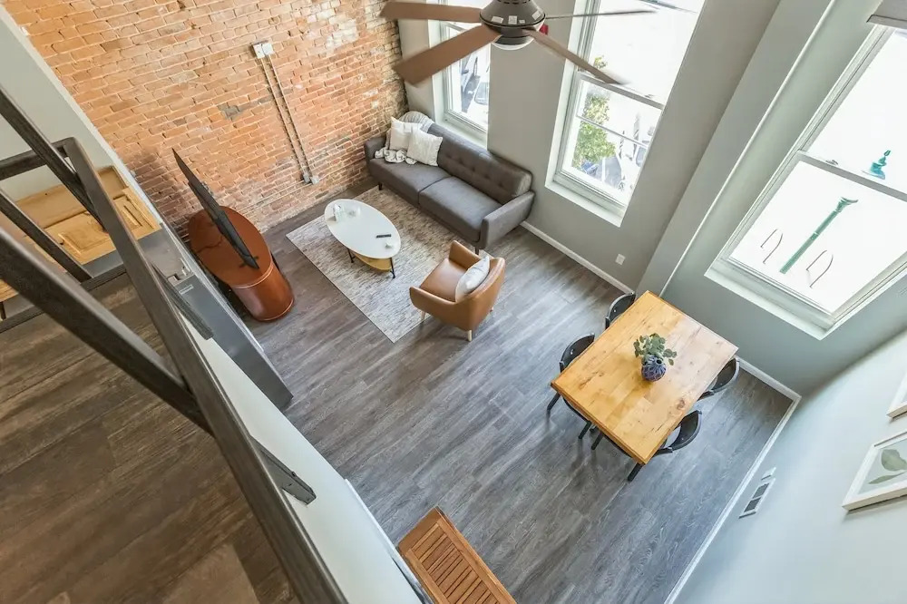 Rustic-industrial Loft With Courthouse Views 3 Bedroom Apts