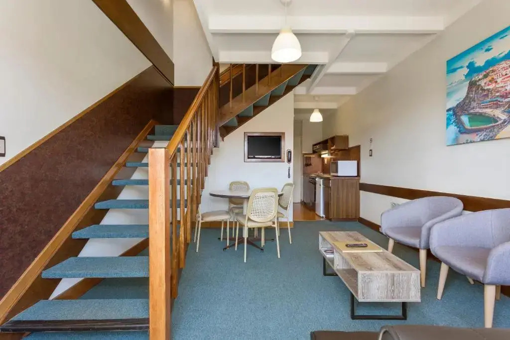 Village Family Motor Inn