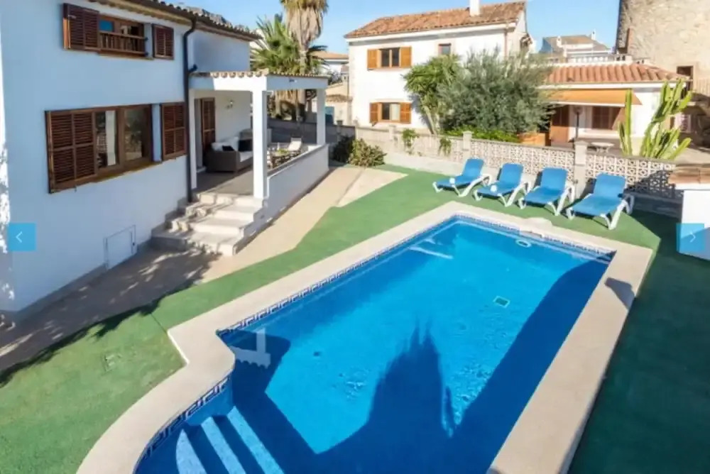 Villa - 2 Bedrooms with Pool and WiFi - 105082
