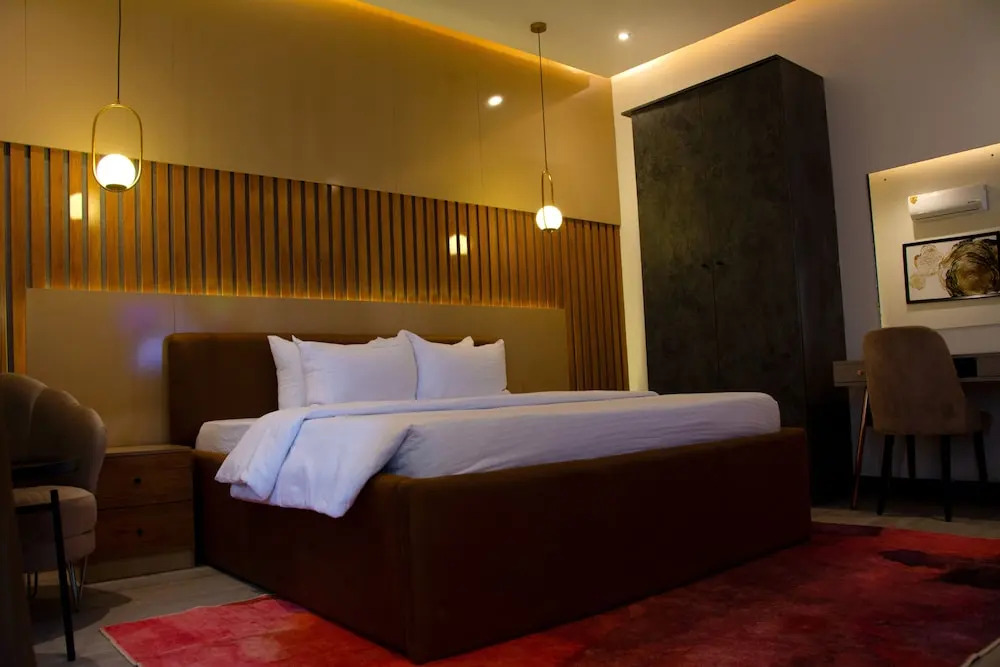 Aviel Suites