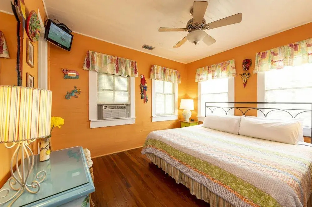 Knowles House B&B