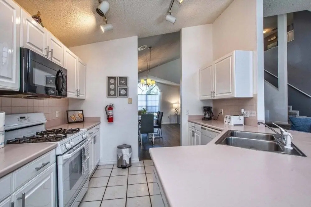 Water Front Privacy On Disneys Doorstep-2100oi 4 Bedroom Home by Redawning