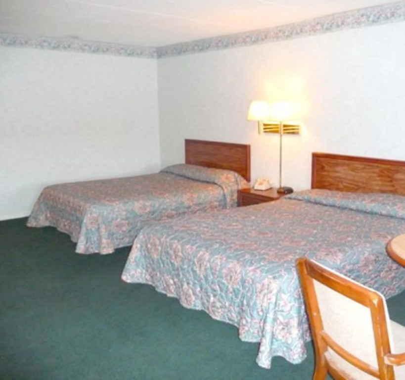 Country Inn Motel