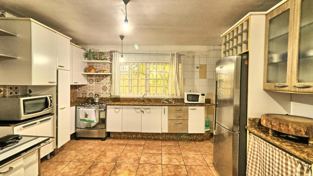 Casa 93 passos praia forno pizza lenha PalmasBNB