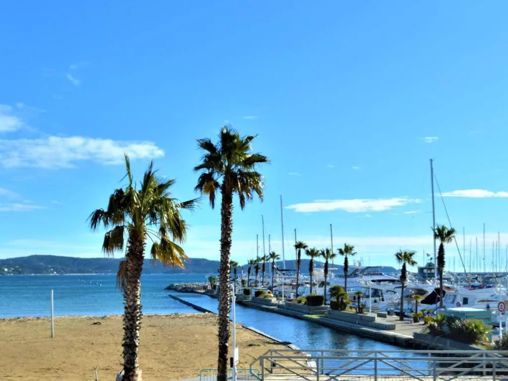 Appartement Cavalaire-sur-Mer, 3 pièces, 4 personnes - FR-1-226B-77