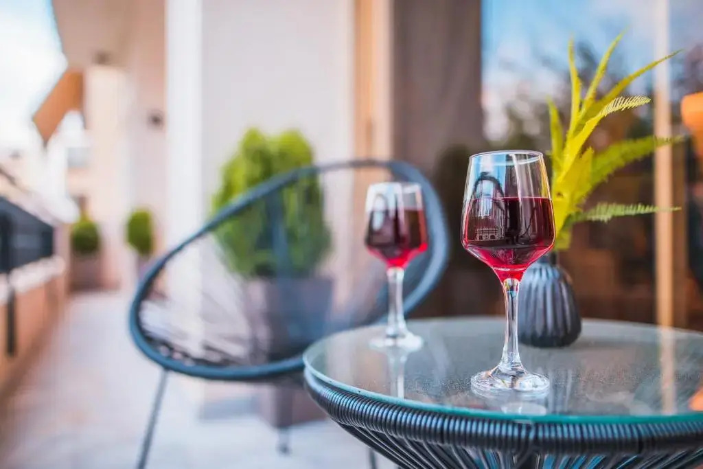 NOHO Boutique , premium living Lazeon 7