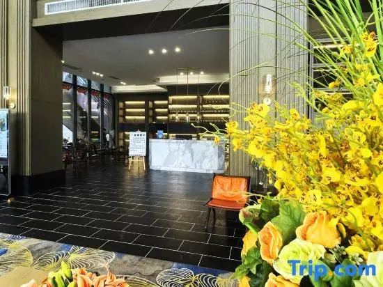 Wanfenglin Baihua Hotel