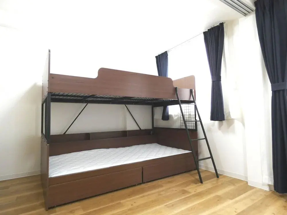 Alpha Square Minami 6 Jo 403