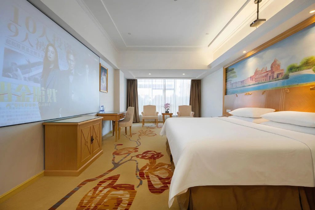 Vienna Hotel (Shenzhen Longgang Baifu City Store)