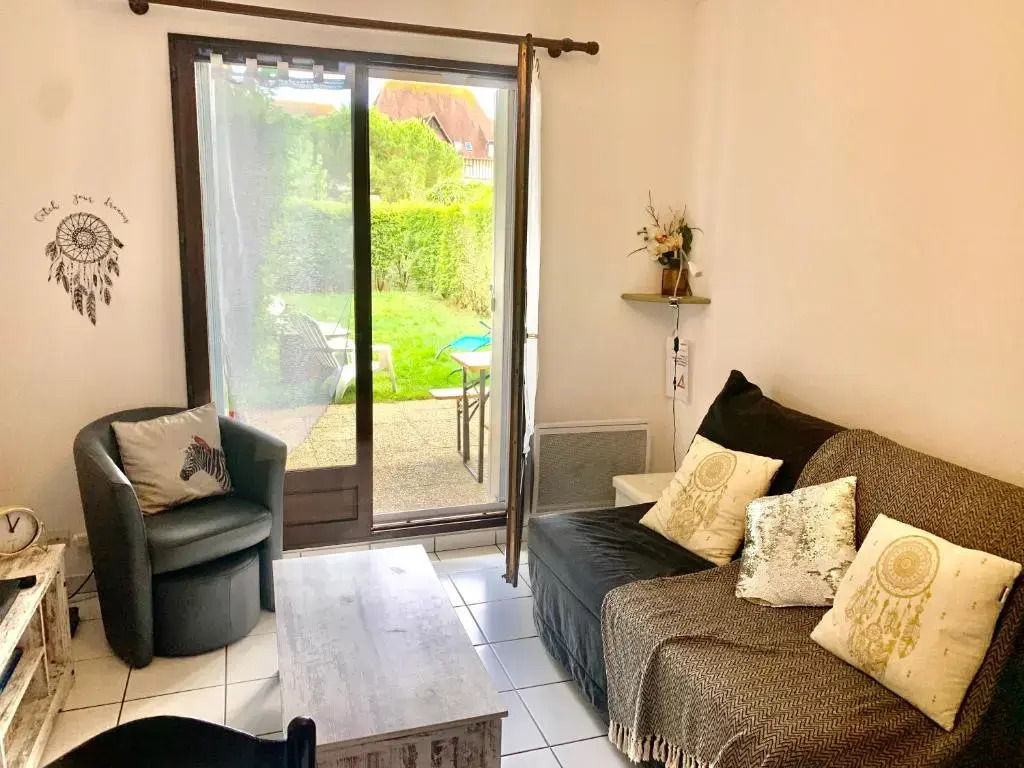 Appartement Rez de jardin Cabourg résidence bord de mer