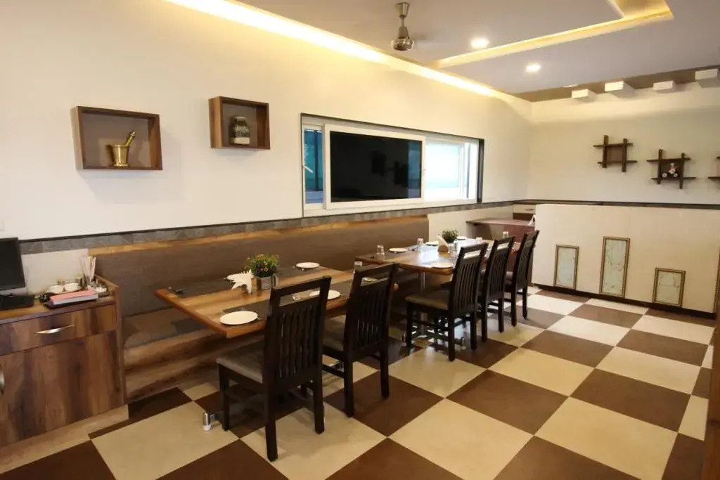 Hotel Majestique pune