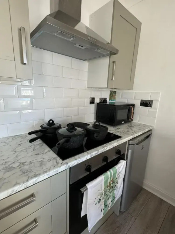 Purbeck Inn Apartment in Bournemouth Town Centre