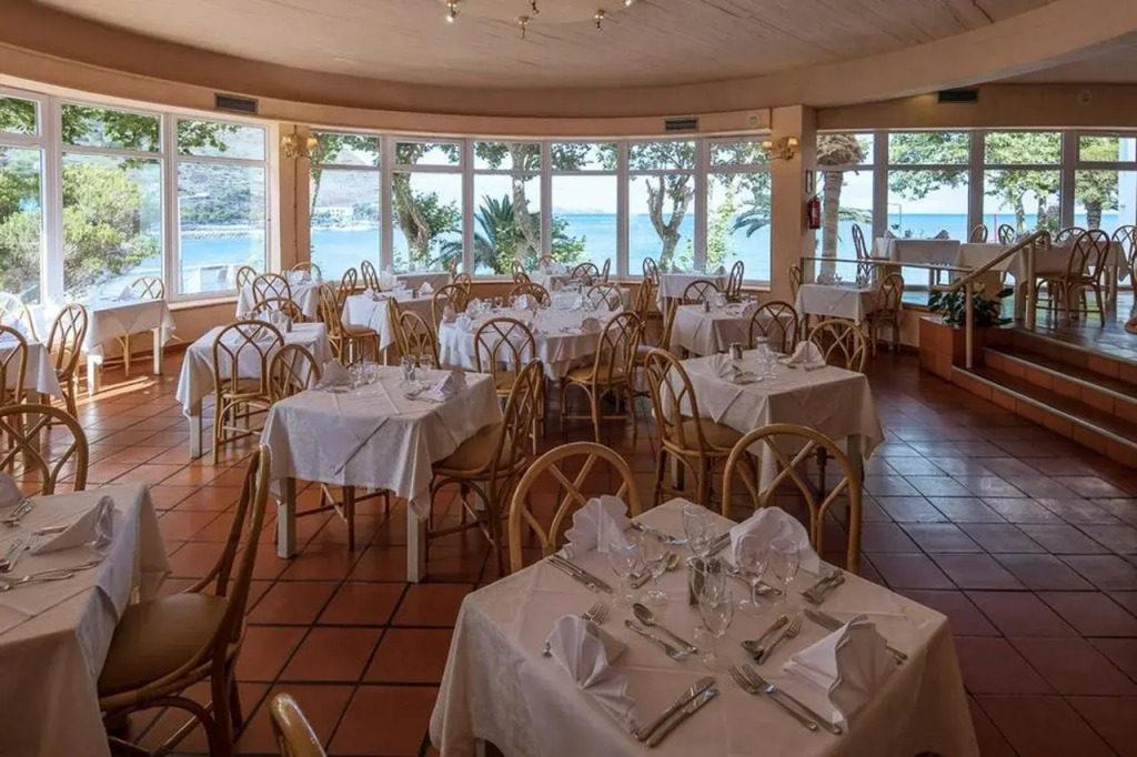 Baía Madeira Hotel