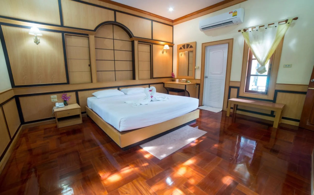 Siam River Resort