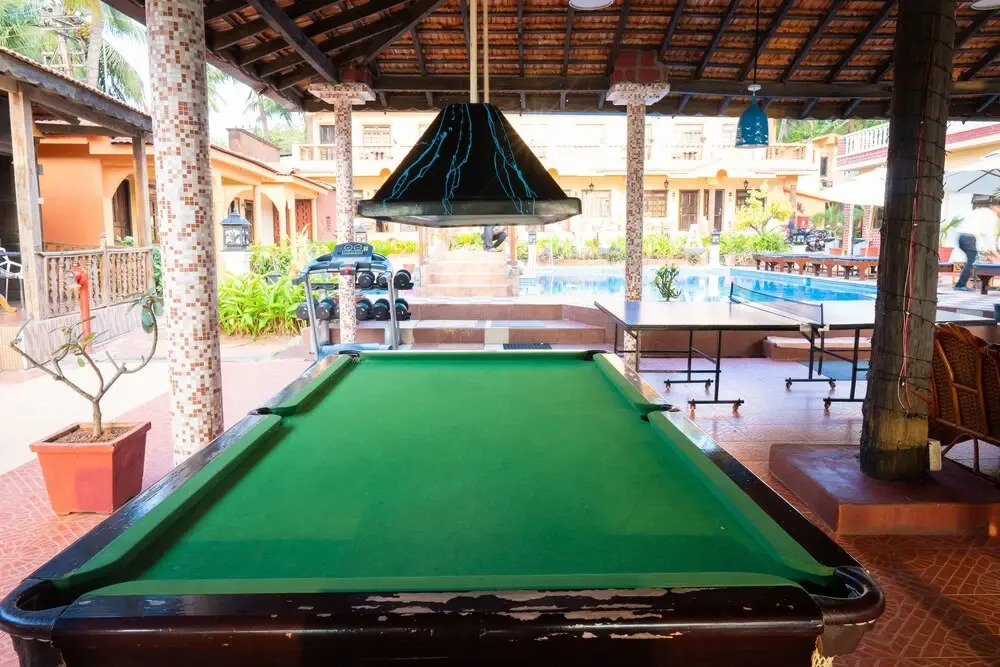 Alcove Beach Resort