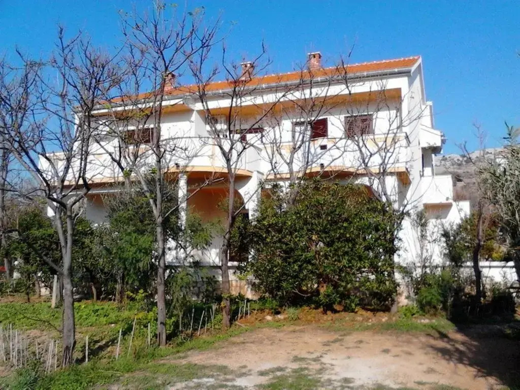 Apartments Ivan