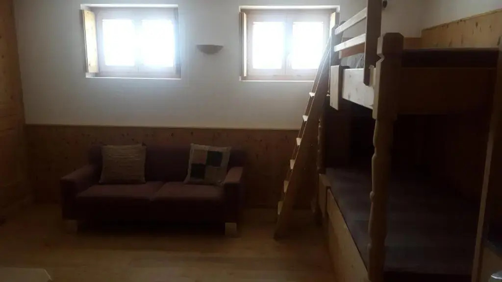Relaxing confortable studio, heated garage, skiroom