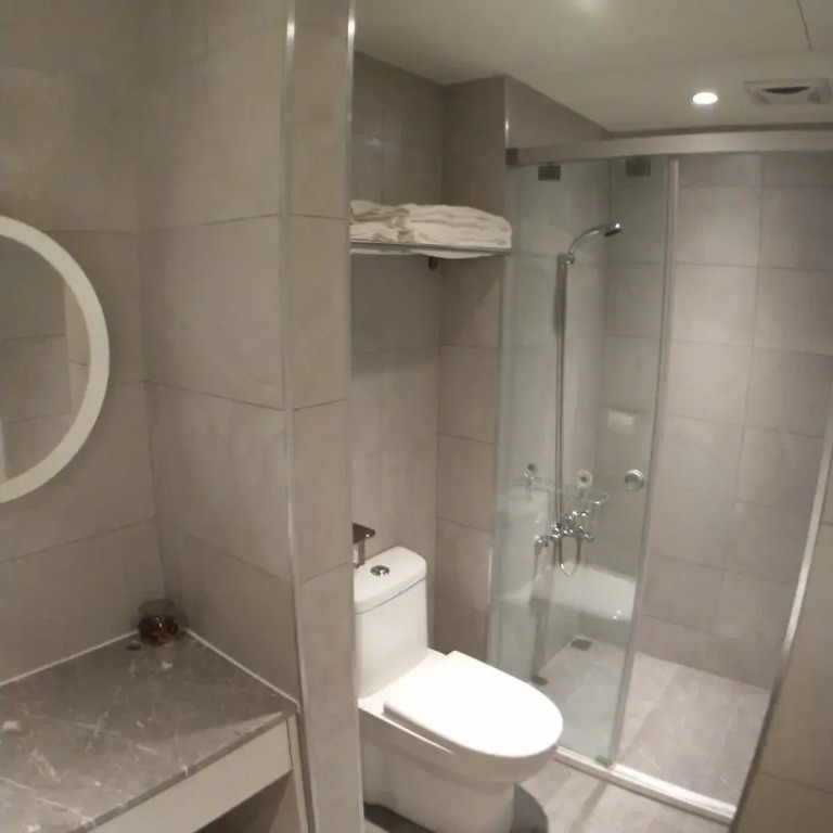 Shine Residence