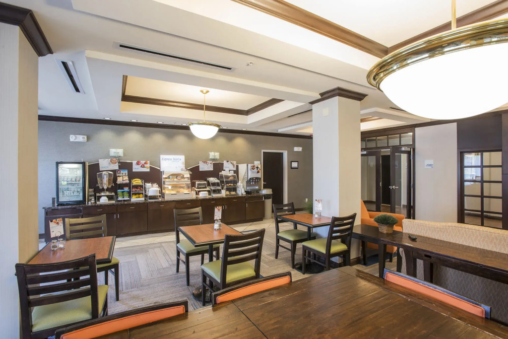 Holiday Inn Express Hotel & Suites Richwood - Cincinnati South by IHG
