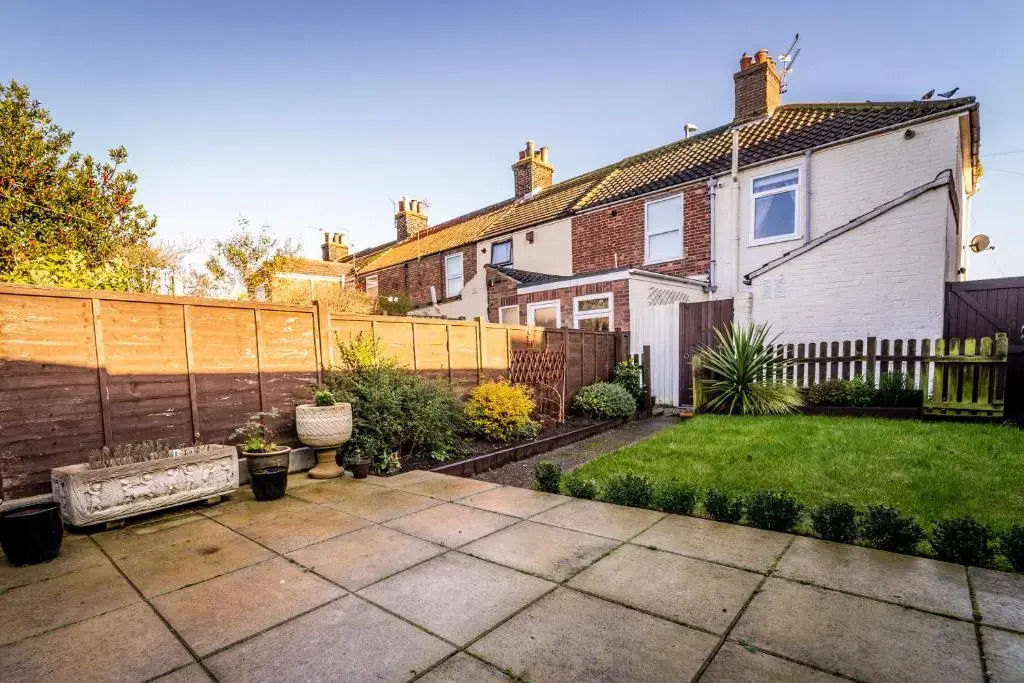 Seaside Snug – 2 bedroom home