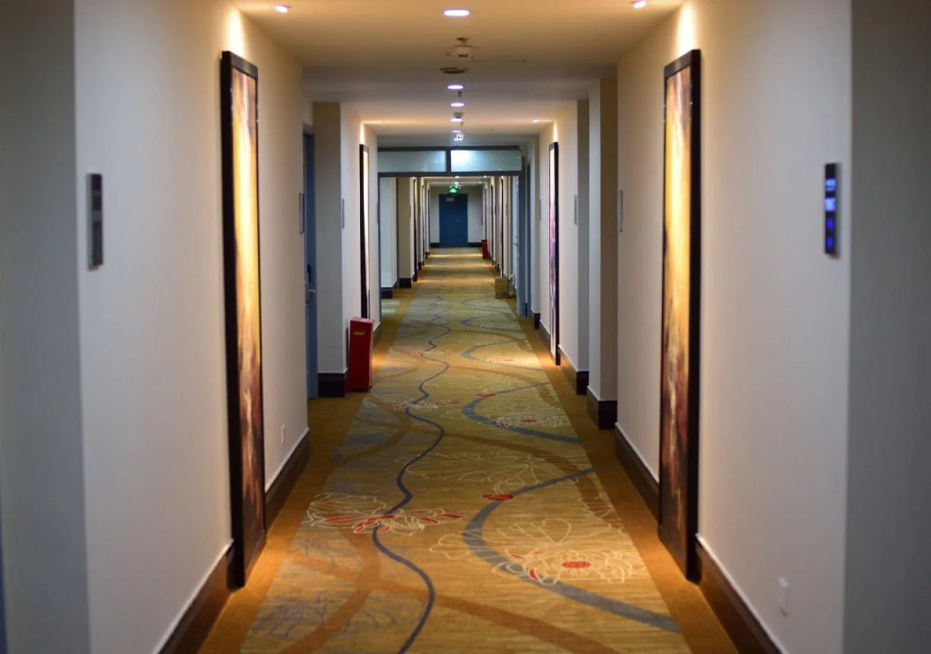 Golden Phoenix Hotel
