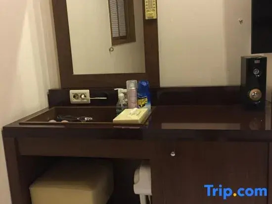 Suwon (Ingyedong) Hotel Jun